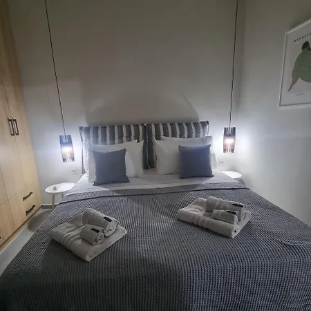 Argolis Stone Homes -δ1 Apartment Kranidi