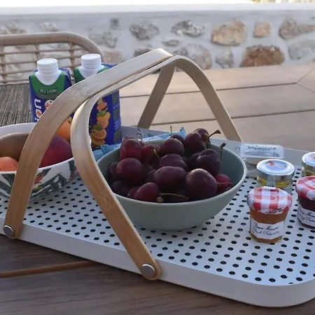 Argolis Stone Homes -δ1 Apartment Kranidi