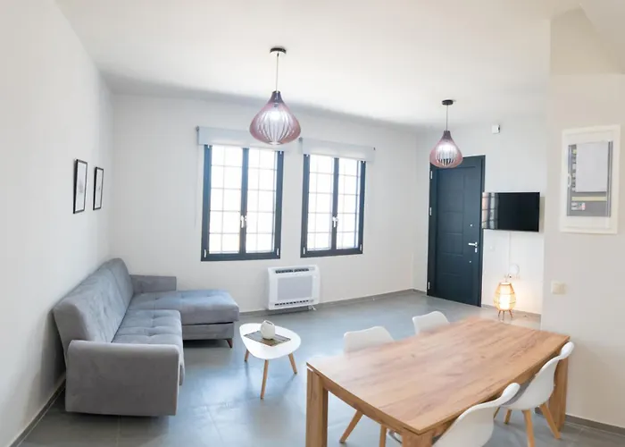 Argolis Stone Homes דירה